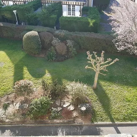 T2 Cosy/balcon Sud Ouest/300m-mer/villers Sur *