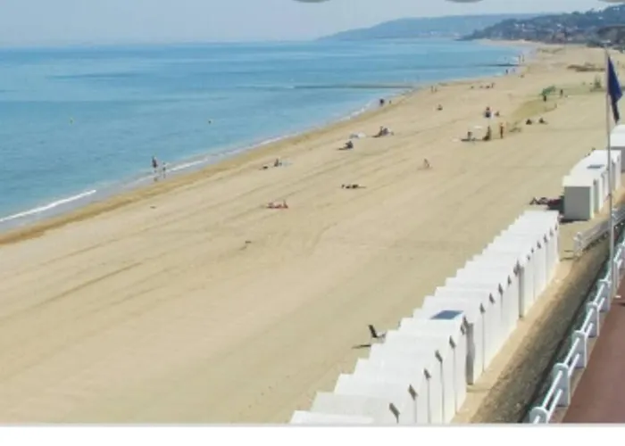 T2 Cosy/balcon Sud Ouest/300m-mer/villers Sur *