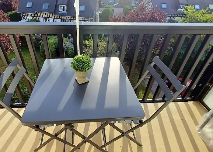 T2 Cosy/balcon Sud Ouest/300m-mer/villers Sur Villers-sur-Mer